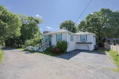 Main picture of 6 Charles St