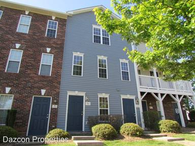 Main picture of 106 Locomotive Ln