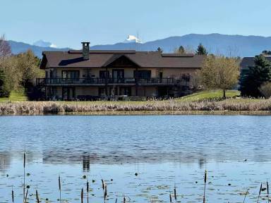 Main picture of 3002 River Lakes Dr