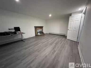 Main picture of 35 Swift Rd