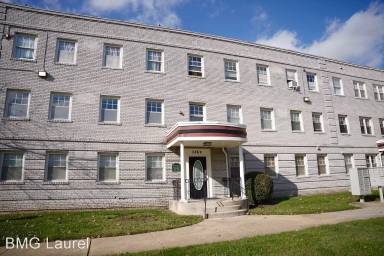 Main picture of 3866 9th St SE