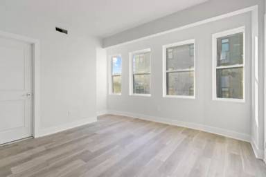 Main picture of 3938-3843 Haverford Ave Apartments