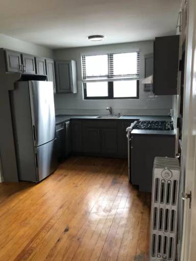 Main picture of 4317 N Hermitage Ave