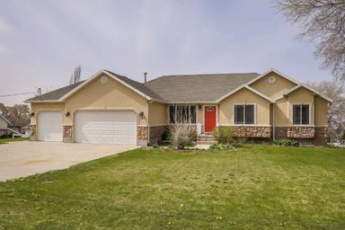 Main picture of 144 S Mountain Rd