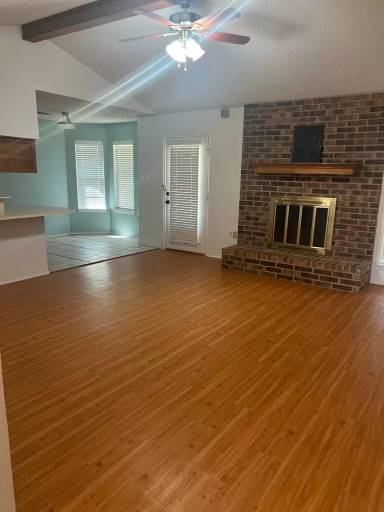 Main picture of 1558 Seamans Way