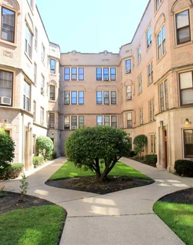 Main picture of 7443-7449 N Claremont Ave Apartments