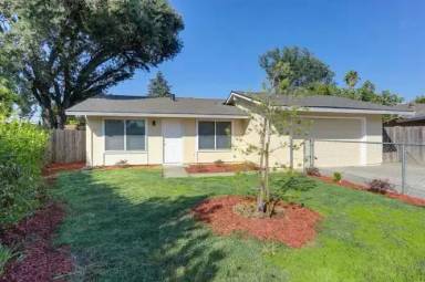 Main picture of 5800 Mascot Ave
