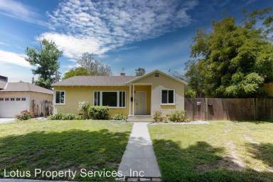Main picture of 6929 Jellico Ave