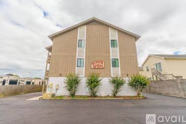 Main picture of 603 Wagon Wheel Rd