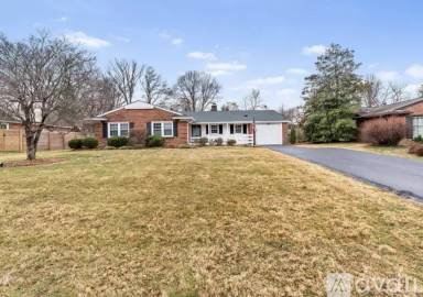 Main picture of 8608 Whipps Bend Rd
