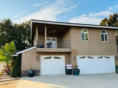 Main picture of 6345 N Bethel Ave