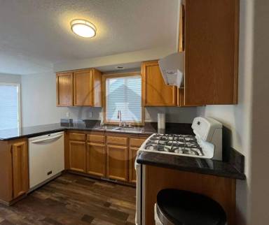 Main picture of 2465 Connemara Ct SE