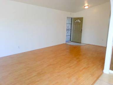 Main picture of 901 Minaker Dr