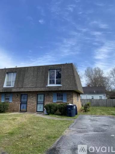 Main picture of 520 Wando Dr