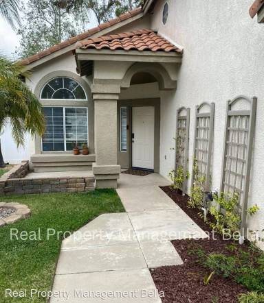 Main picture of 43084 Corte Almonte