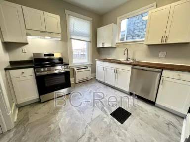 Main picture of 482 Fair Ave