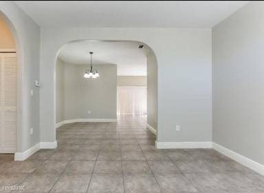 Main picture of 8996 NW 144th Ter
