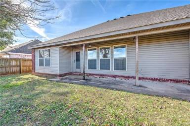 Main picture of 6004 S 36th St