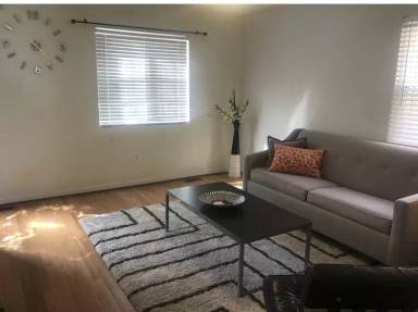 Main picture of 405 Valley Ave SE