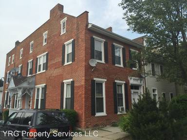 Main picture of 201 E Main St