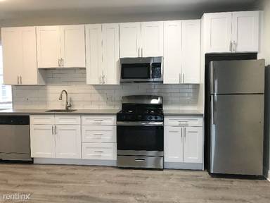 Main picture of 3110 N Milwaukee Ave