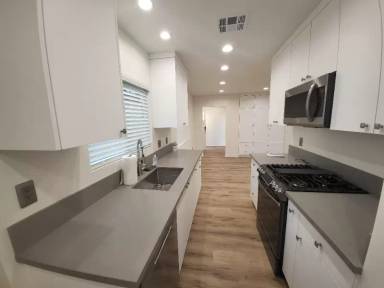 Main picture of 7340 Genesta Ave