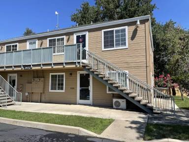 Main picture of 3400-04 Bechelli Ln