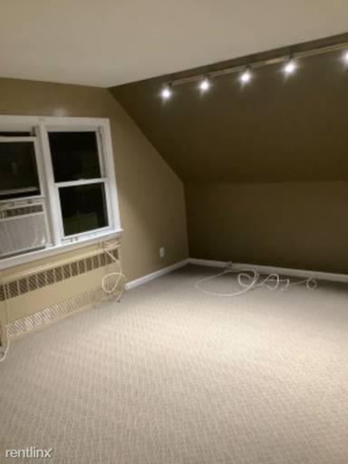 Main picture of 9011 Desarc Rd