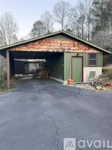 Main picture of 1115 Bee Tree Rd