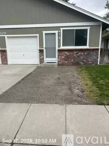Main picture of 1529 Douglas Ave