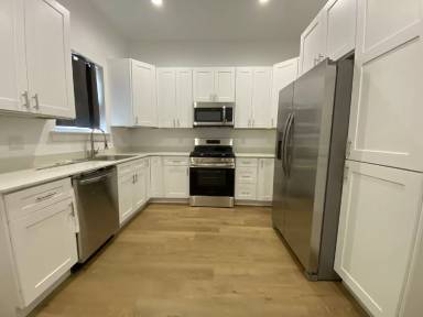 Main picture of 3028 Titan St