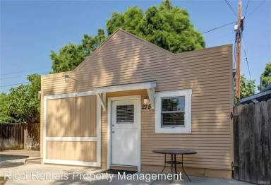 Main picture of 271 S Grand St