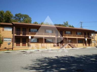 Main picture of 1221 W Parkway Ave