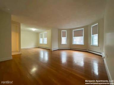 Main picture of 312 Tappan St