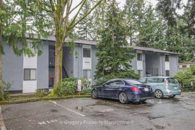 Main picture of 12029 100th Ave NE