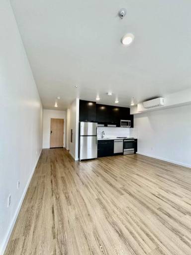 Main picture of 4750 N Albina Ave