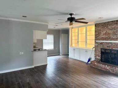 Main picture of 1808 W 11th St