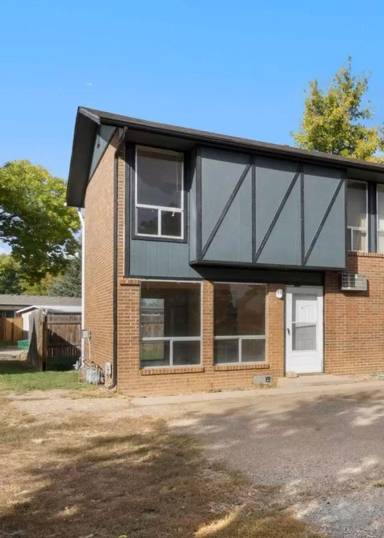 Main picture of 3000 Sumac St