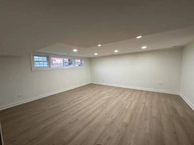Main picture of 6560 W Cornelia Ave