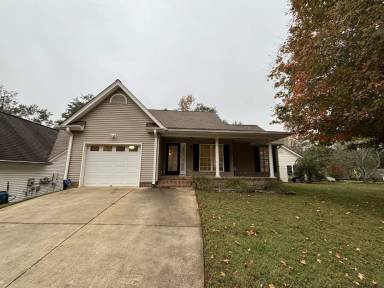 Main picture of 133 Grand Oak Cir