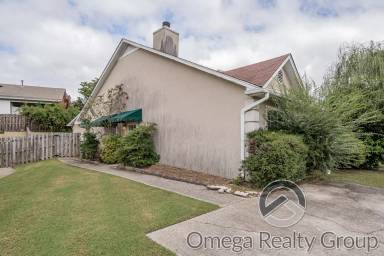 Main picture of 110 Canyon Pl