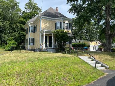 Main picture of 27 Church St