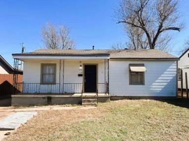 Main picture of 3120 S Woodward Ave