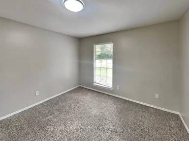Main picture of 3327 Sycamore Springs Dr