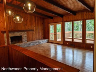 Main picture of 175 W 35th Pl