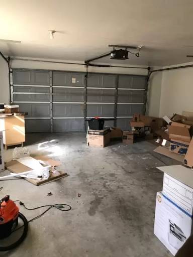 Main picture of 719 Dawn Ln
