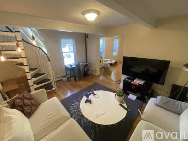 Main picture of 257 Beacon St