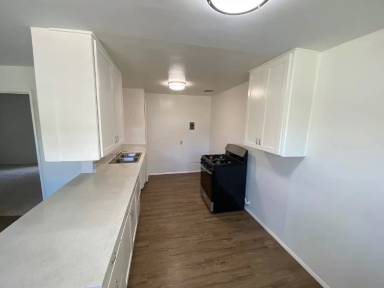 Main picture of 2426 Orange Ave