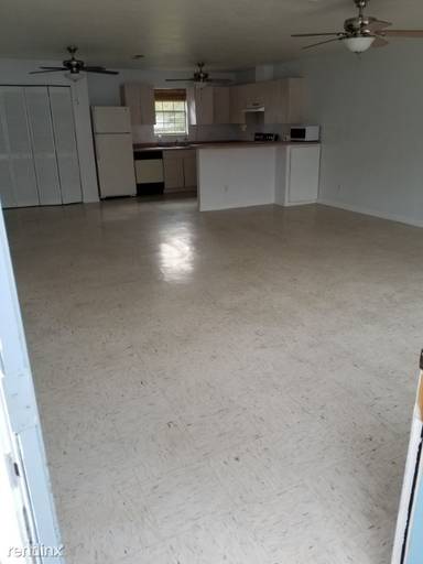 Main picture of 27713 Tennessee St