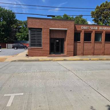 Main picture of 136 E Cypress St